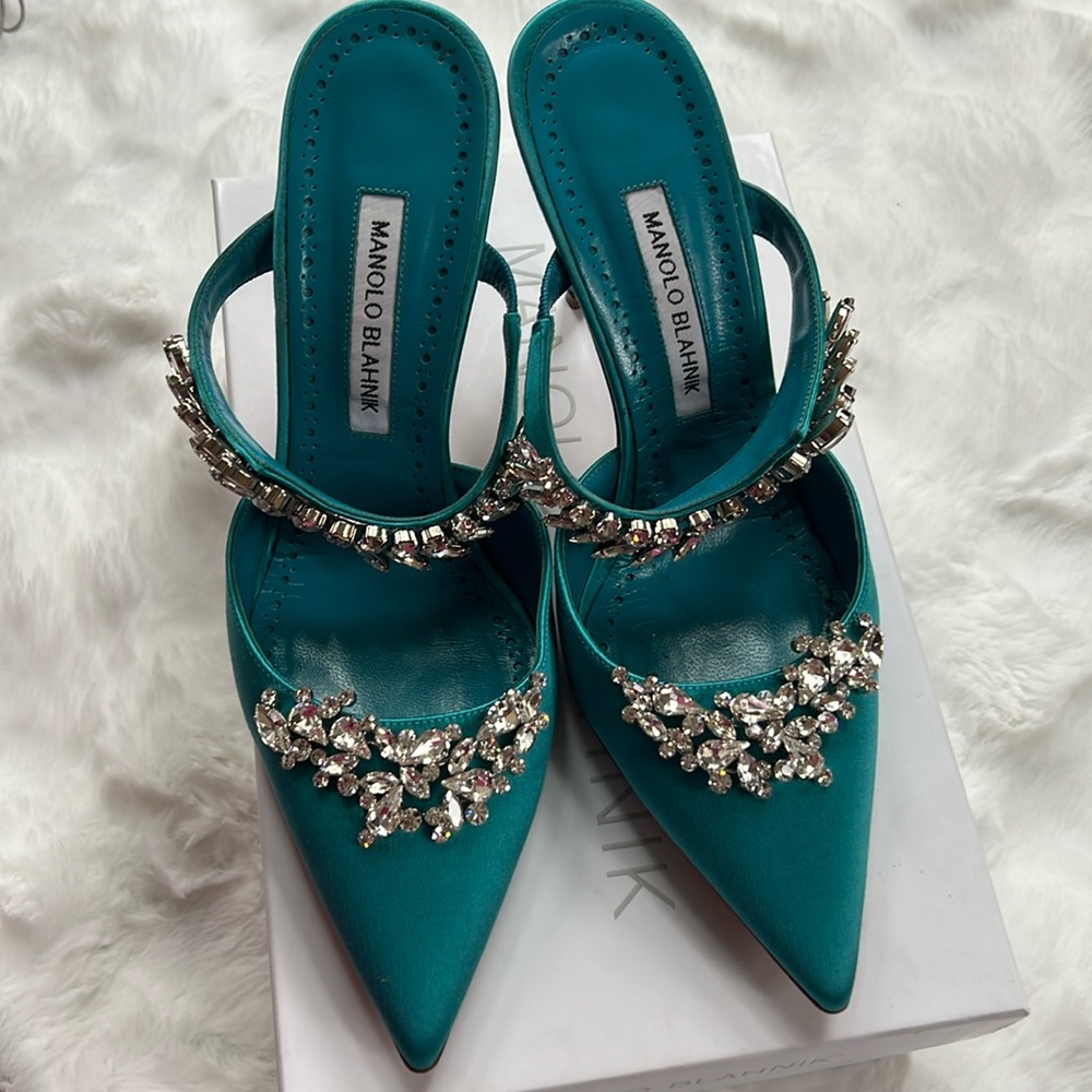 Manolo Blahnik Lurum turquoise worn one.